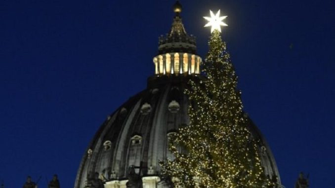 Pred osemsto leti je sveti Frančišek Asiški postavil prve jaslice