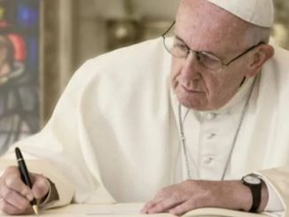 Papež Frančišek o ključni vlogi književnosti za vse kristjane