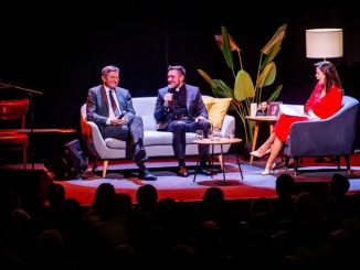 Martin Golob in Borut Pahor na dobrodelnem večeru Družine