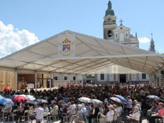 Teden družine, 24. 3. – 4. steber: Skupnost